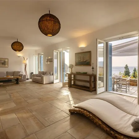 Seabreeze House By The Sea By Andros Collection Piso Gialia